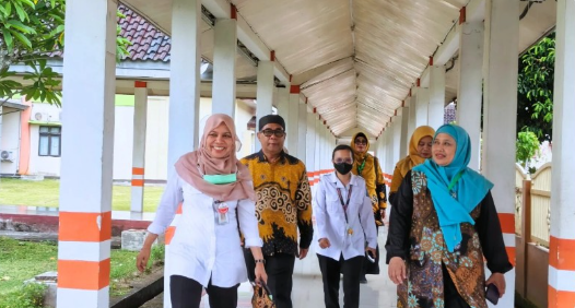 Kunjungan Poltekkes Kemenkes Mataram dan Assessor LAM PT Kes, Dr. Nur Izzah, S.Kp., M.Kes, dalam rangka visitasi re-akreditasi Program Studi Pendidikan Profesi Ners.